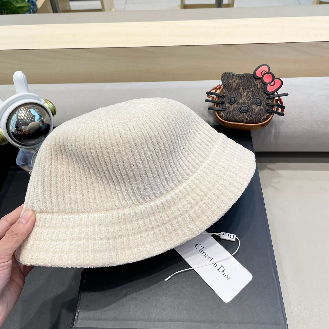 Christian Dior Caps